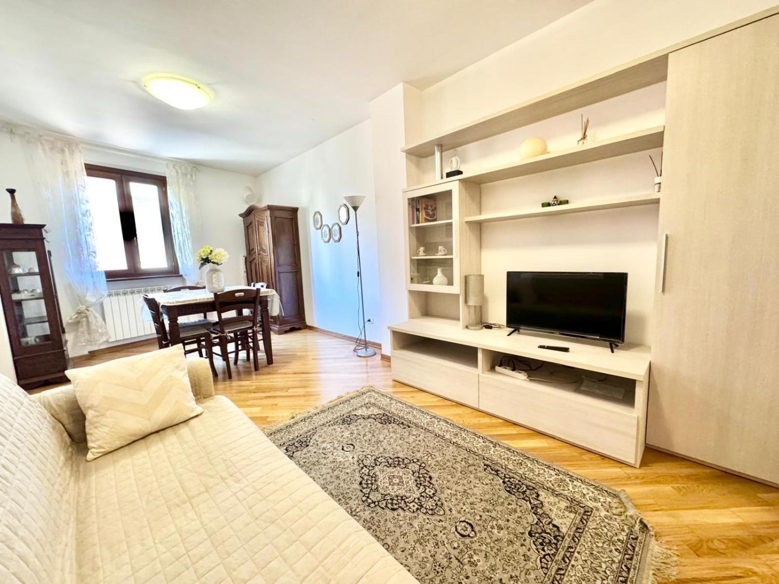 Appartamento Tra i due ponti Rieti Esterno foto
