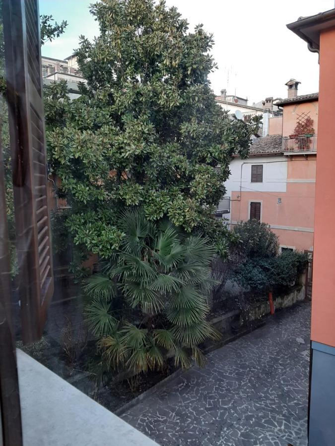 Appartamento Tra i due ponti Rieti Esterno foto